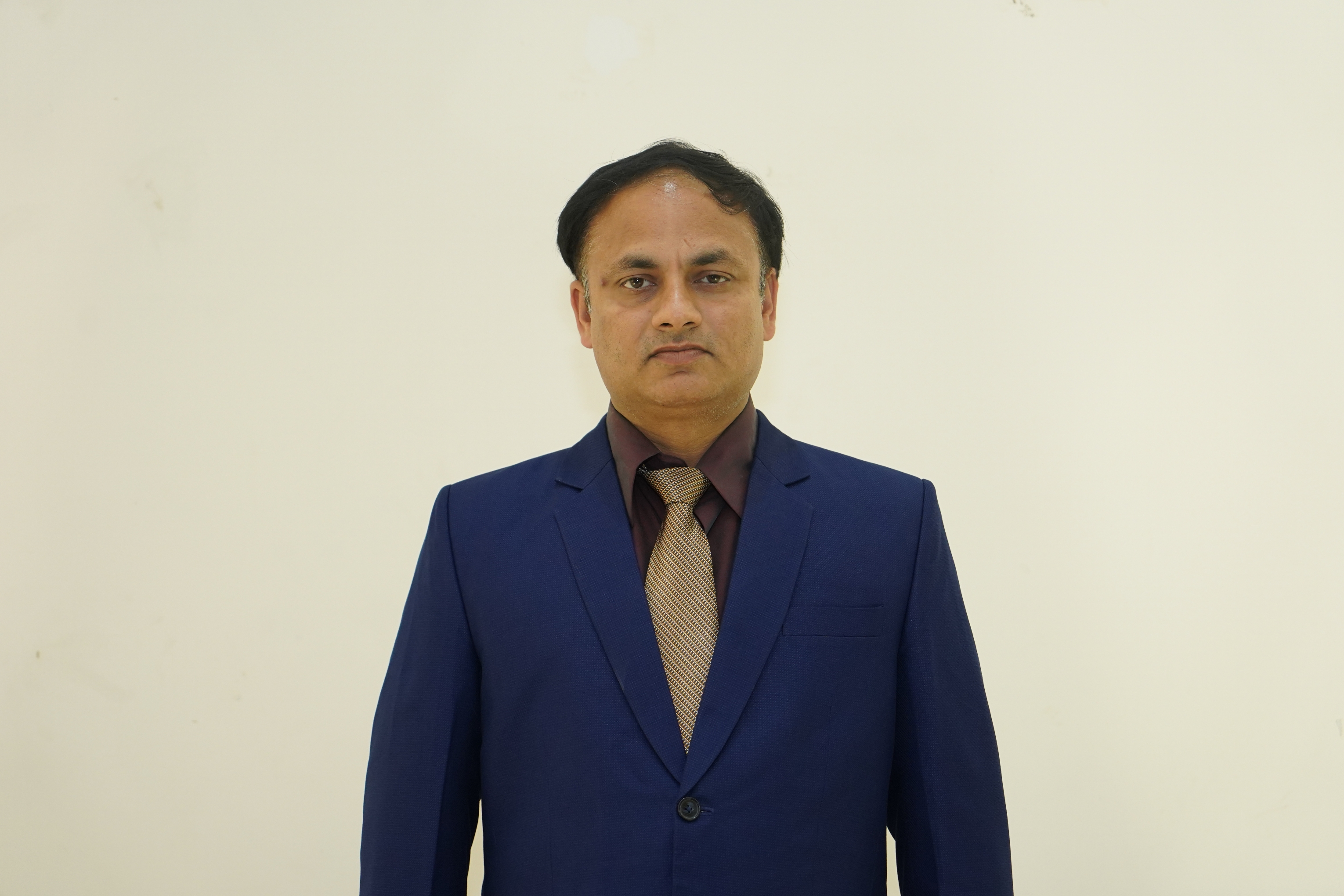 faculty img