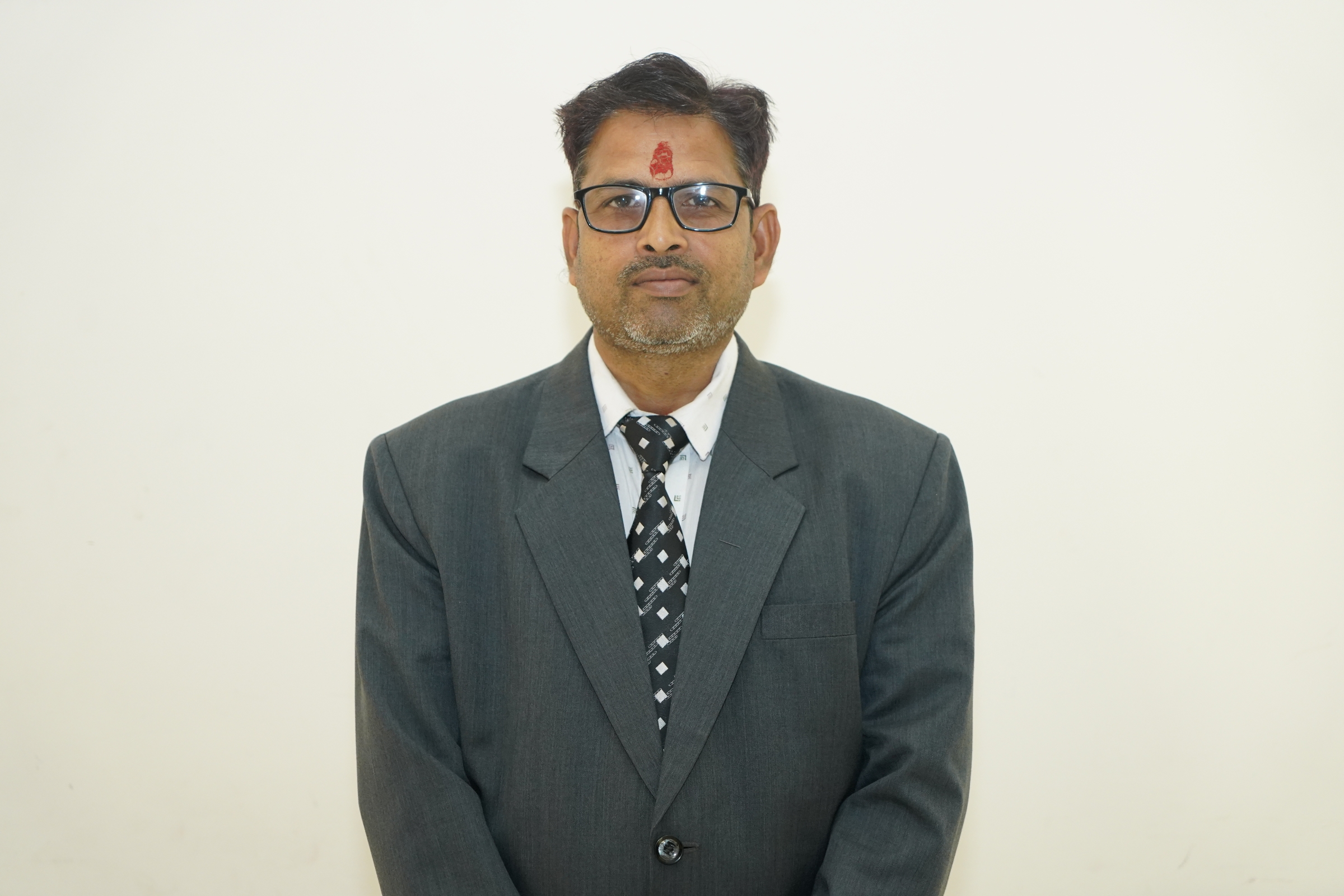 faculty img